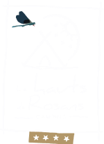 Logo des Campingplatzes „Hauts de Rosans“ in Weiß
