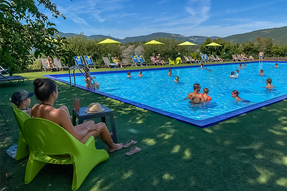 Campingplatz mit beheiztem Schwimmbad in den Hautes-Alpes