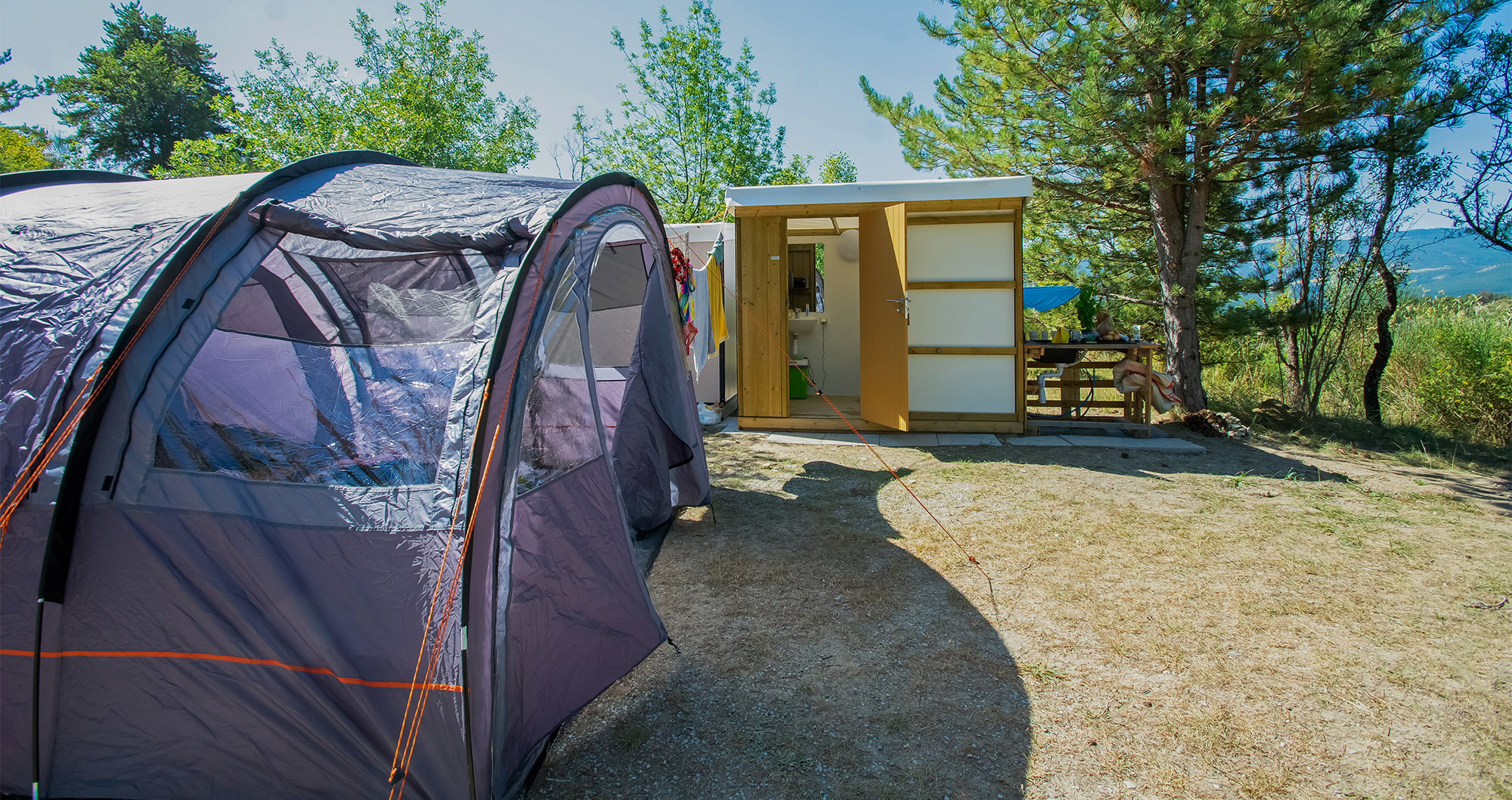 emplacements premium avec sanitaires prives