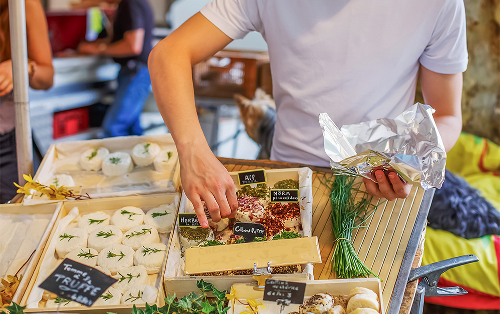 gouter la drome provencale a travers ses marches